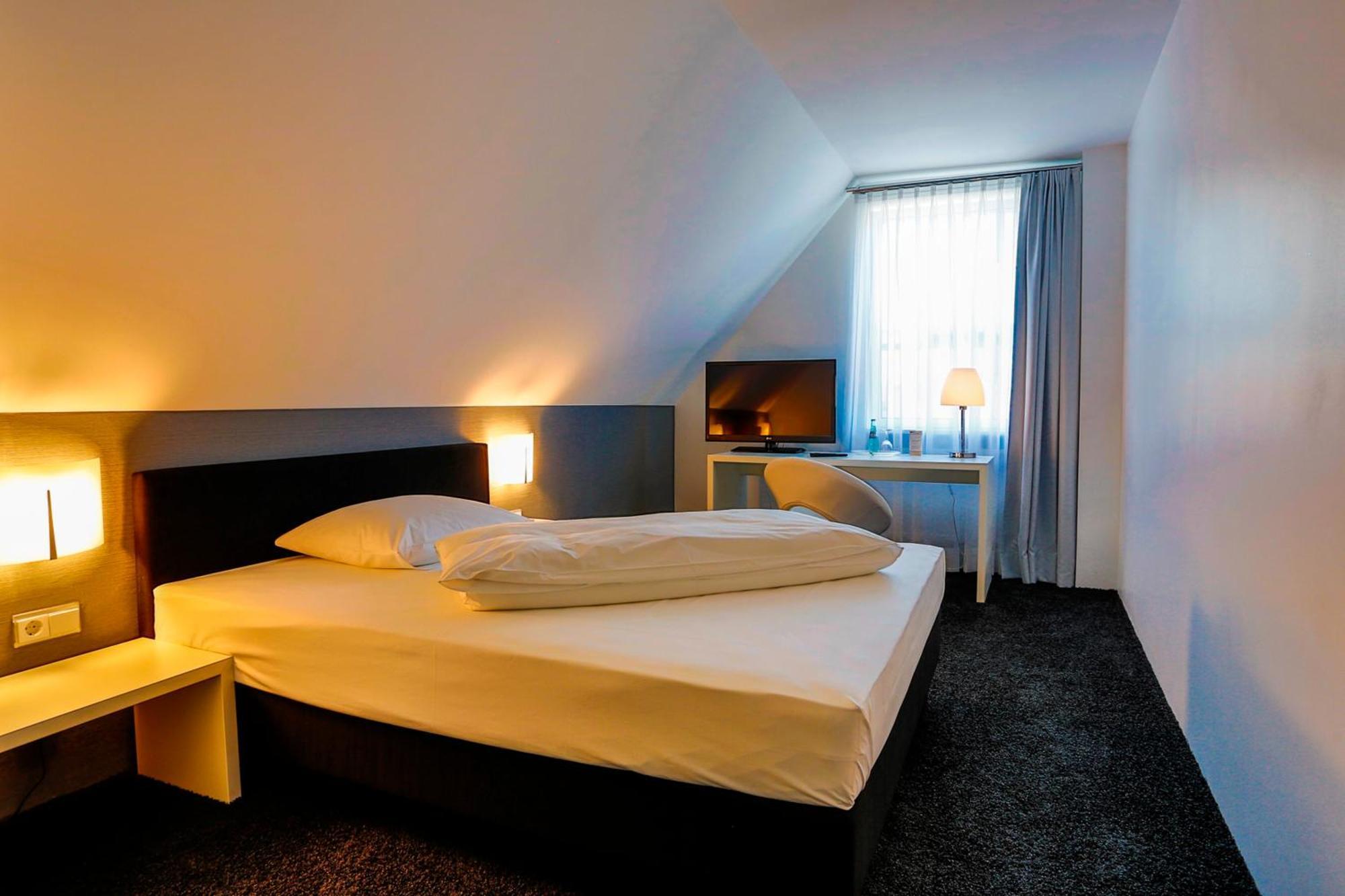 Hotel Schempp Бобинген Номер фото